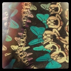 Disney Minnie w/ bows 🎀 leggings OS lularoe